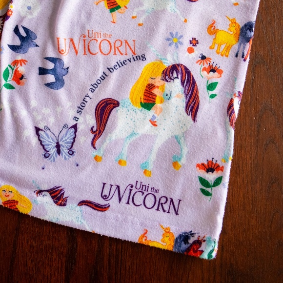 Books To Bed Girls Uni the Unicorn Nightgown - Picture 3 of 7